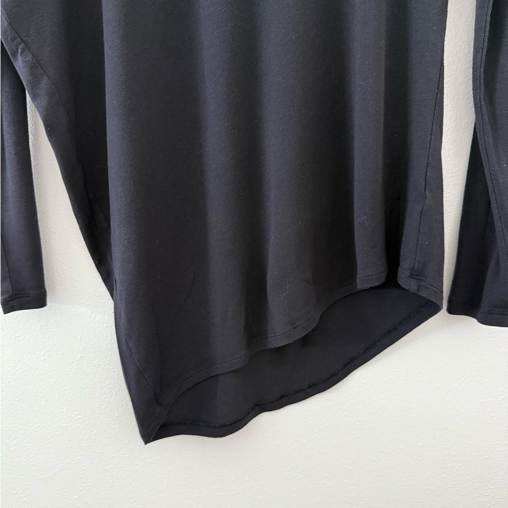 Athleta Threadlight Asymmetrical Relaxed Long Sle… - image 6